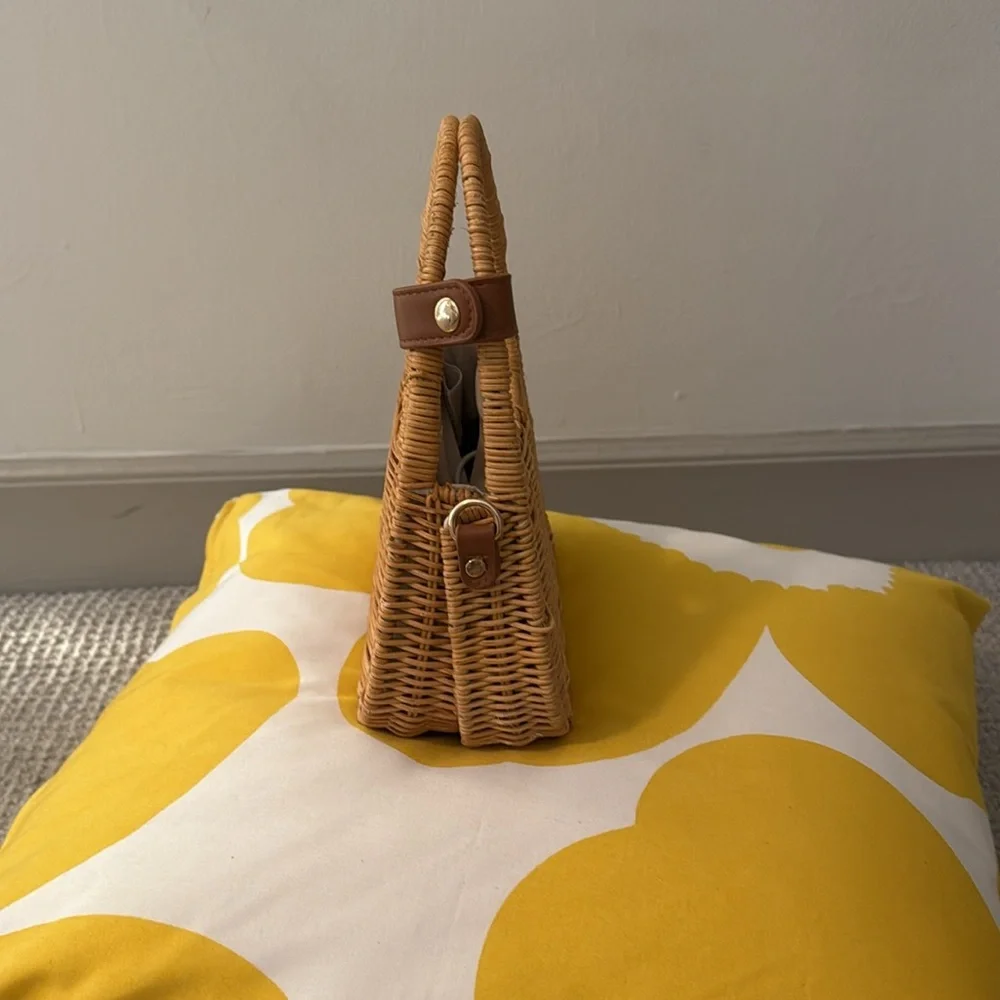 Tuckernuck Petite Wicker Bag - Picture 2 of 9